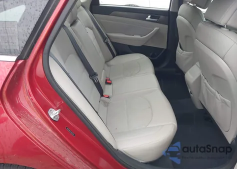 2015 Hyundai Sonata Sport z USA, uszkodzony, nr VIN 5NPE34AF7FH121238